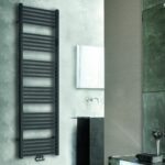 radiatorenradiatorendesign-radiatorentower-radiator-182-x-60-cm-mat-zwart.html-0.jpg